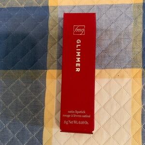Avon fmg Glimmer Satin Lipstick - Thunderbird